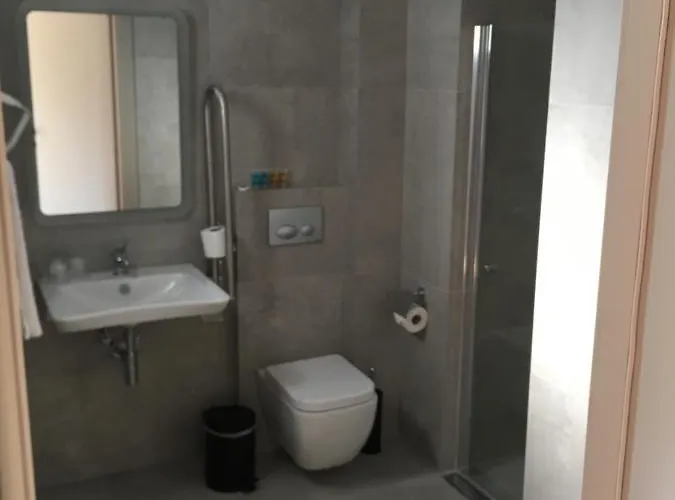 Olympos Lägenhetshotell